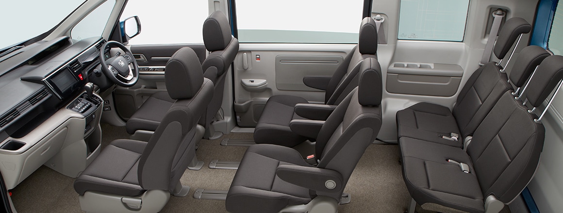 ステップワゴンとフリードは何が違う 比較してみました 車趣味 個性的な車に乗りたい人がたどり着くサイト